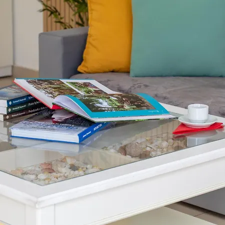 酒店 Island Village *