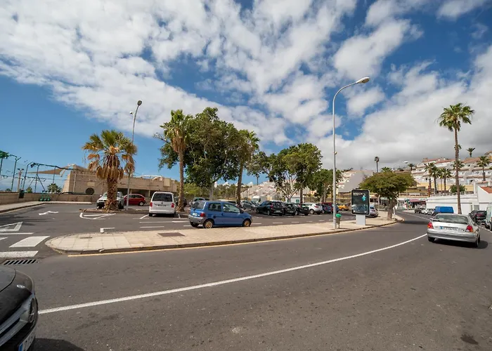 Island Village * Costa Adeje (Tenerife)